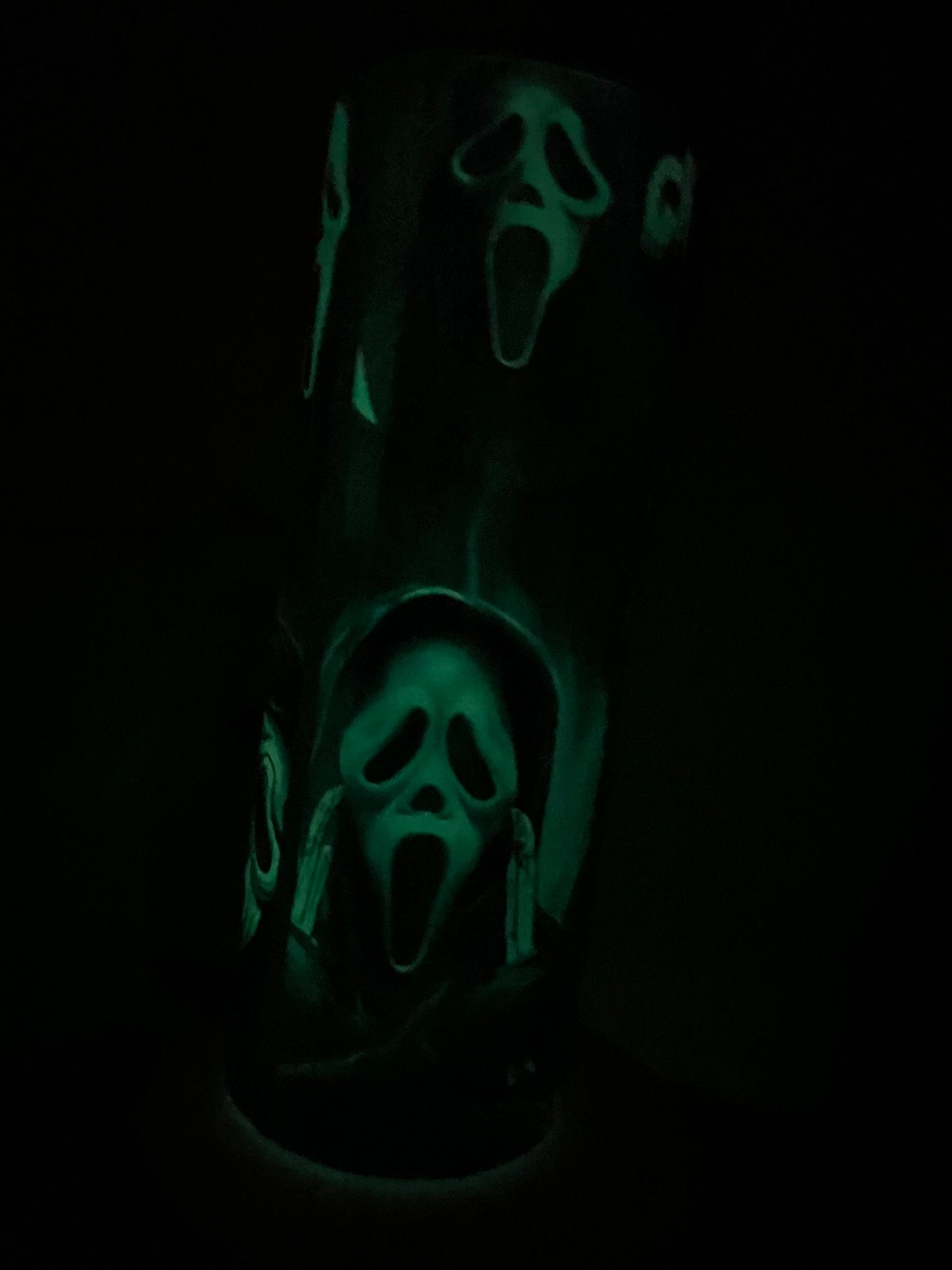 20oz Glow in the Dark tumbler