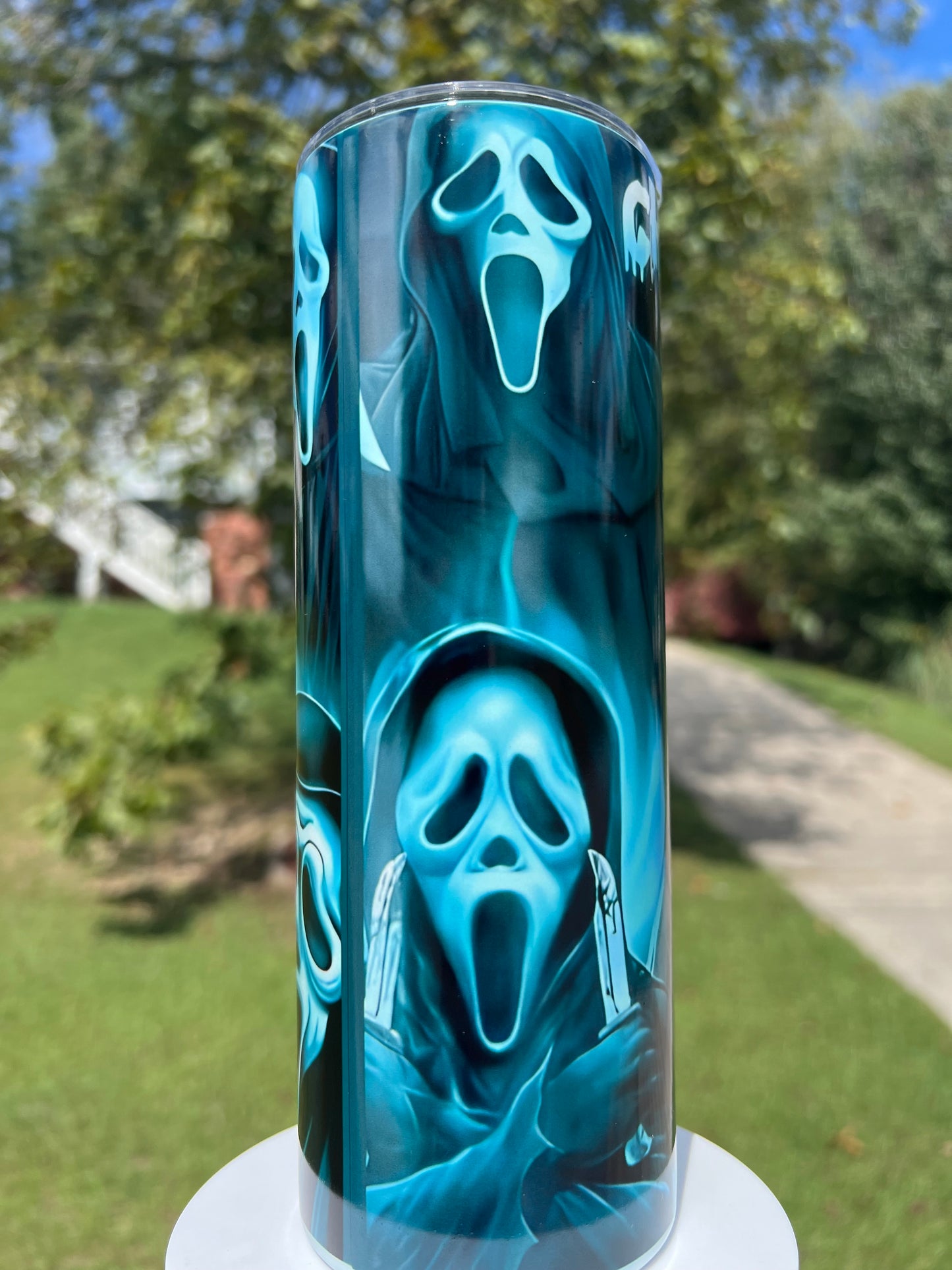 20oz Glow in the Dark tumbler