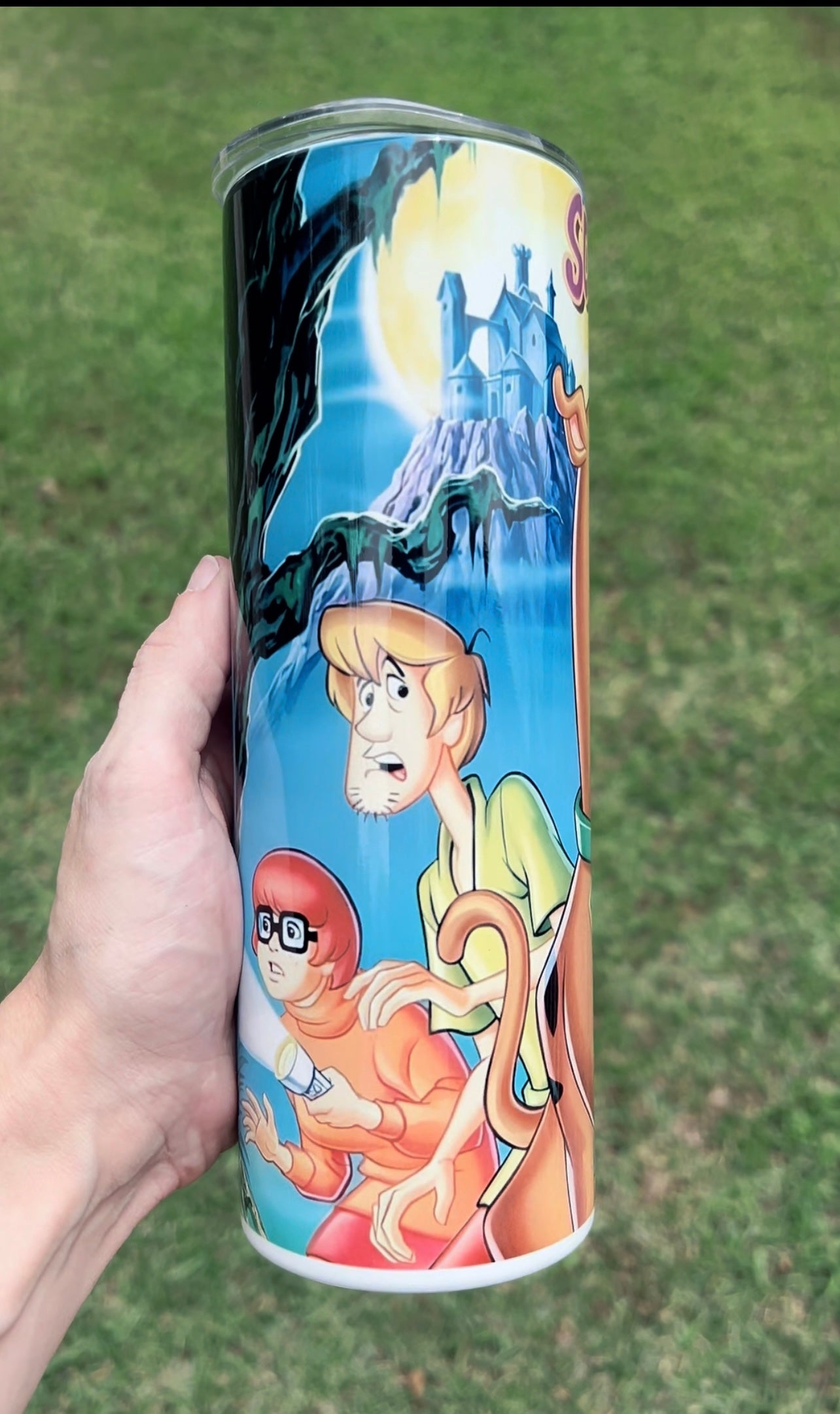 Scooby-Doo Inspired 20oz Skinny Tumbler – Mystery Machine Aesthetic Cup – Retro Cartoon Travel Mug – Handmade Fan Gift – Hot & Cold Drink Tumbler featuring the design artwork