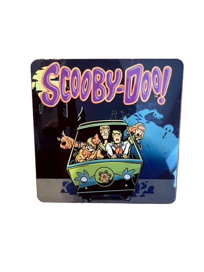 Scooby-Doo Mystery Machine magnet with colorful retro cartoon artwork