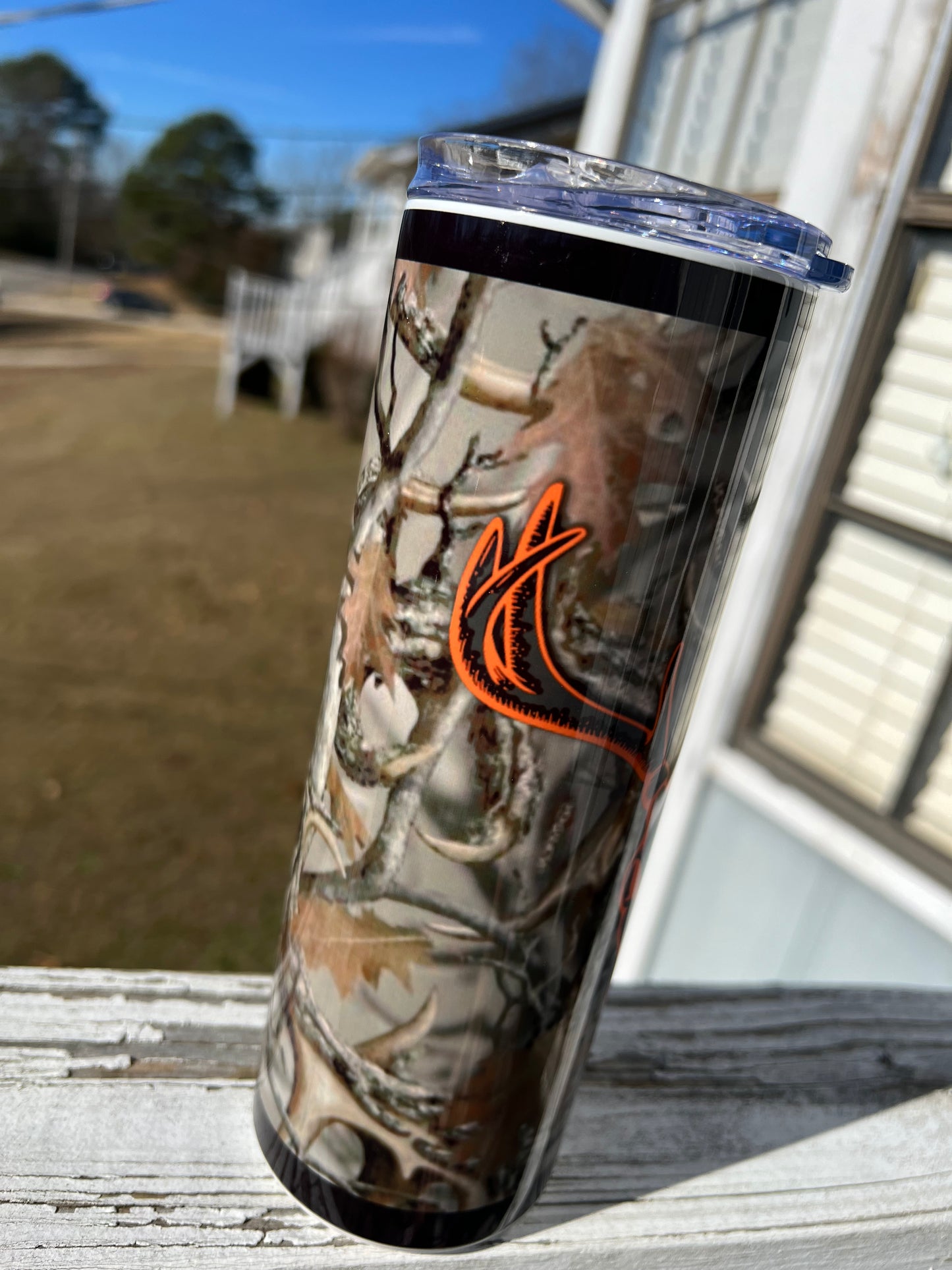 Camo Deer Hunter 20oz Tumbler