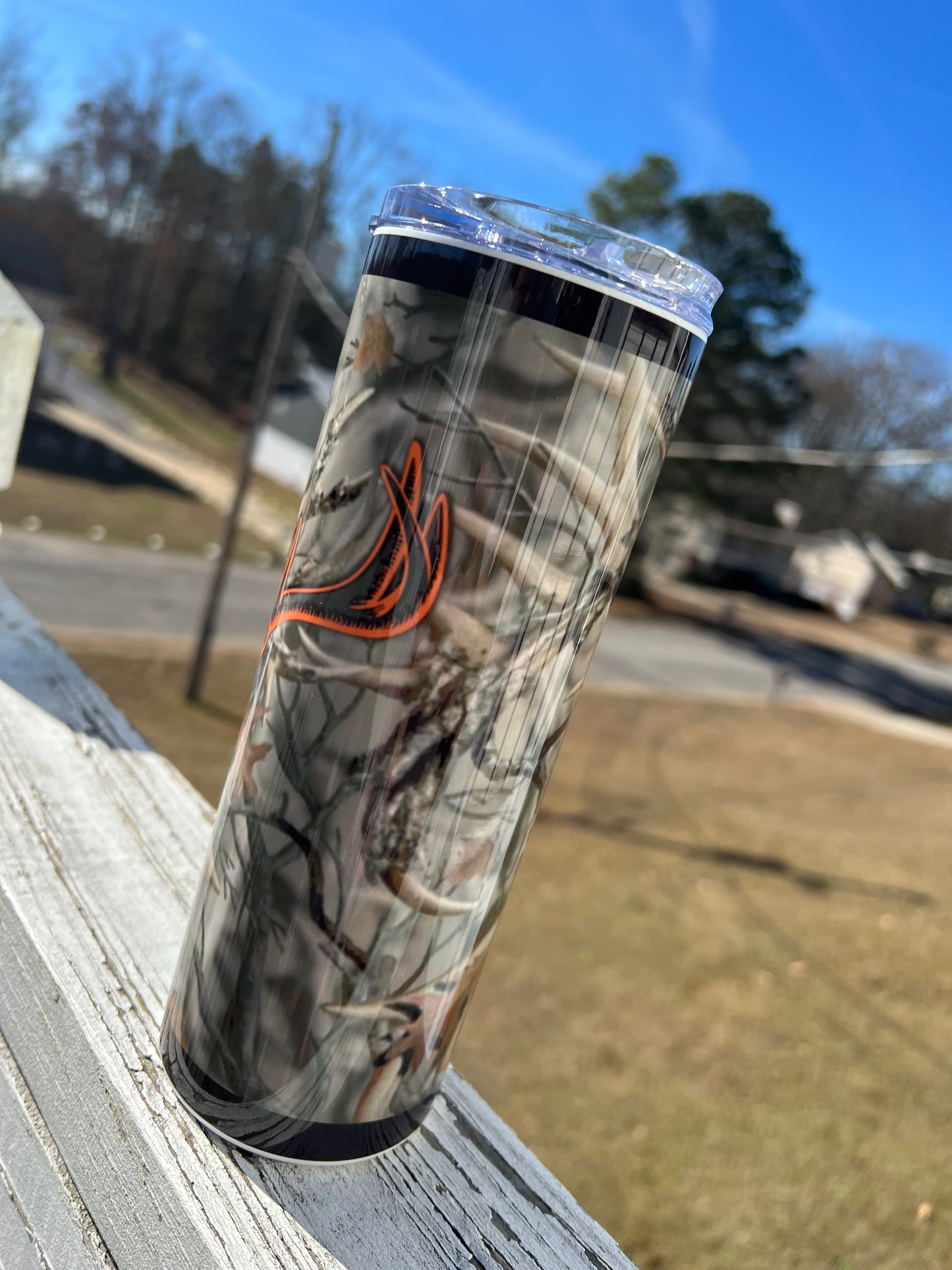 Camo Deer Hunter 20oz Tumbler