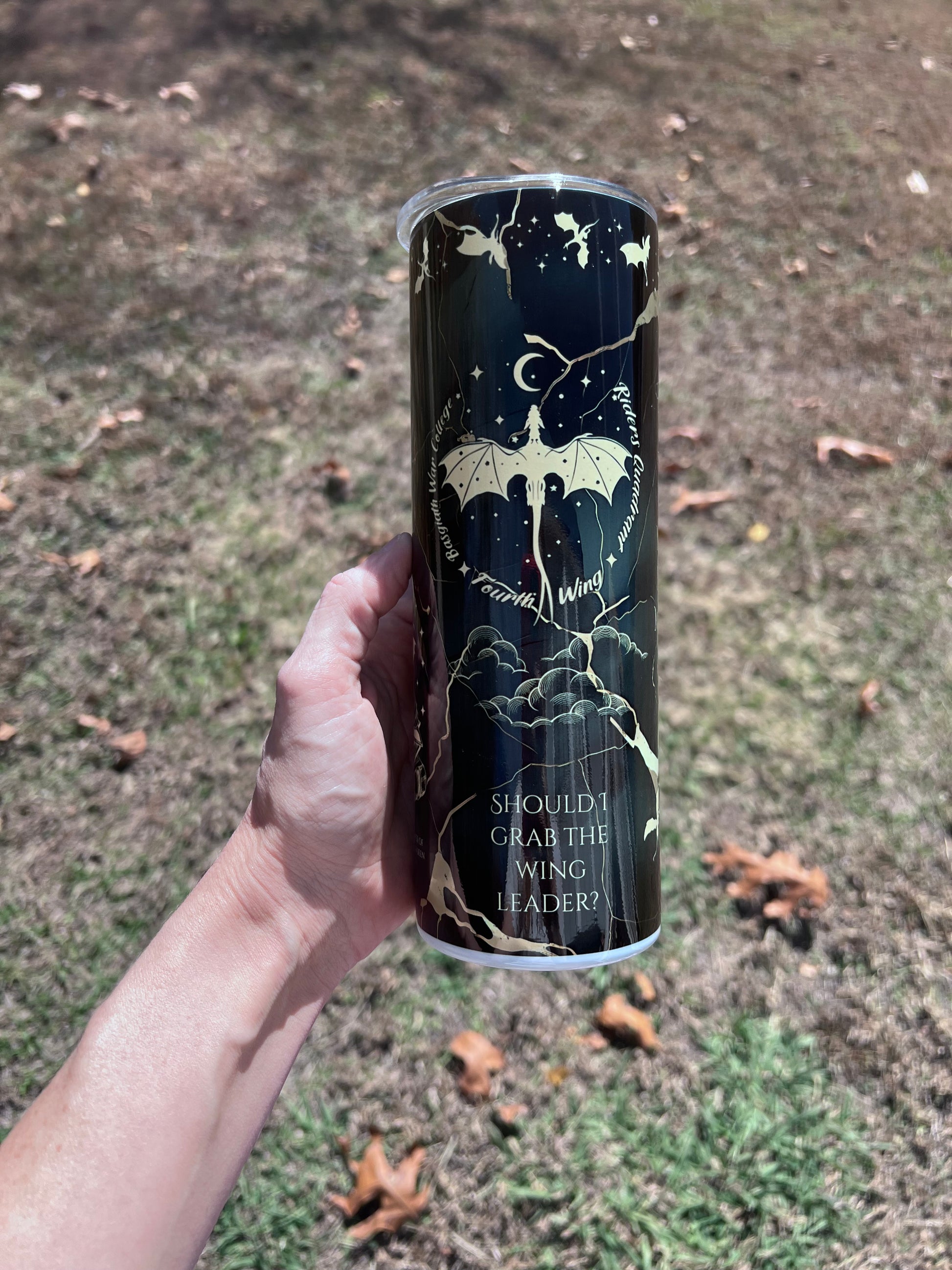 Fourth Wing "Wing Leader" 20oz Tumbler – Xaden Riorson & Violet Sorrengail Inspired Fandom Cup featuring the design artwork