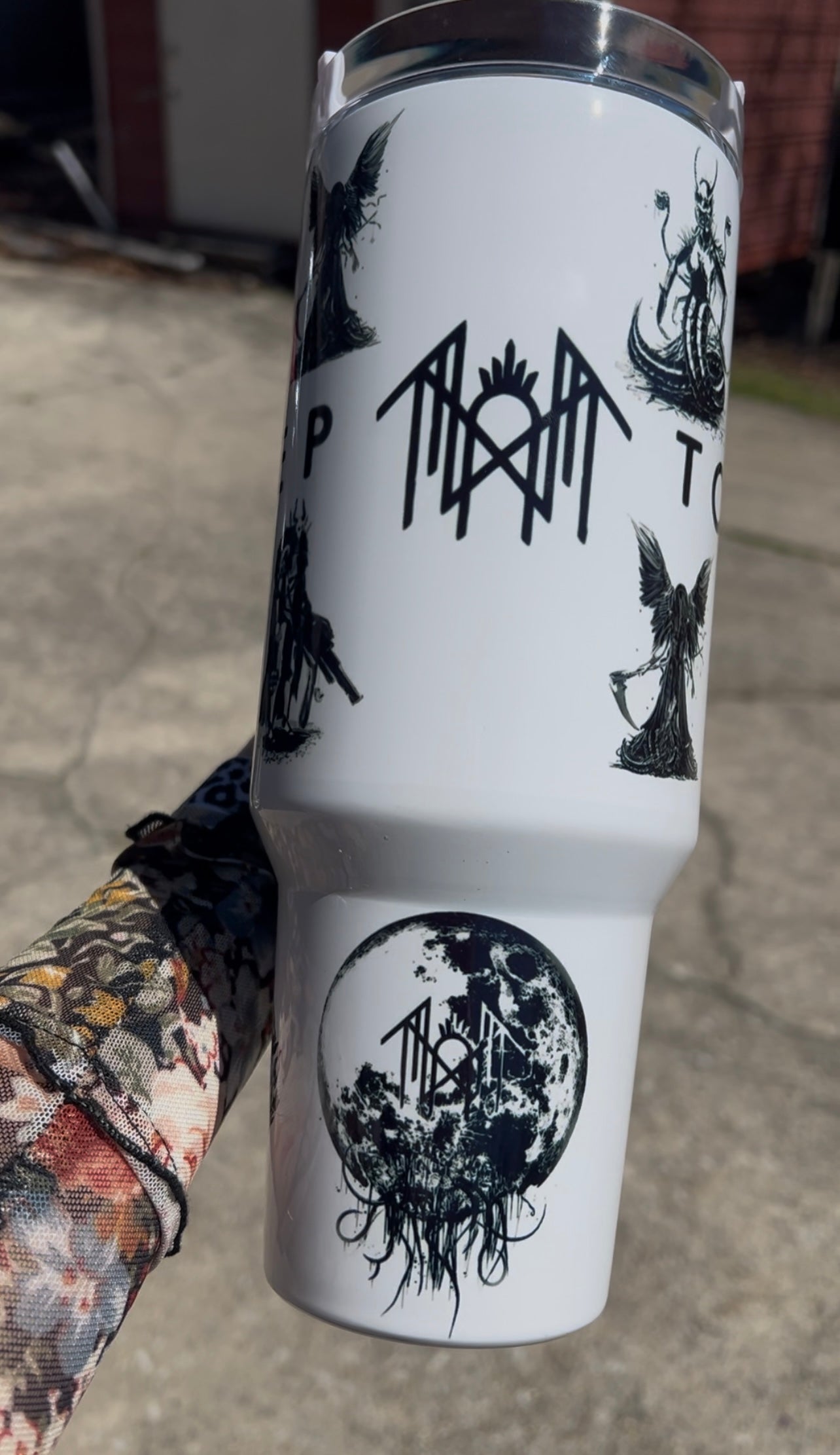40oz White Sleep Tøken themed Tumbler cup