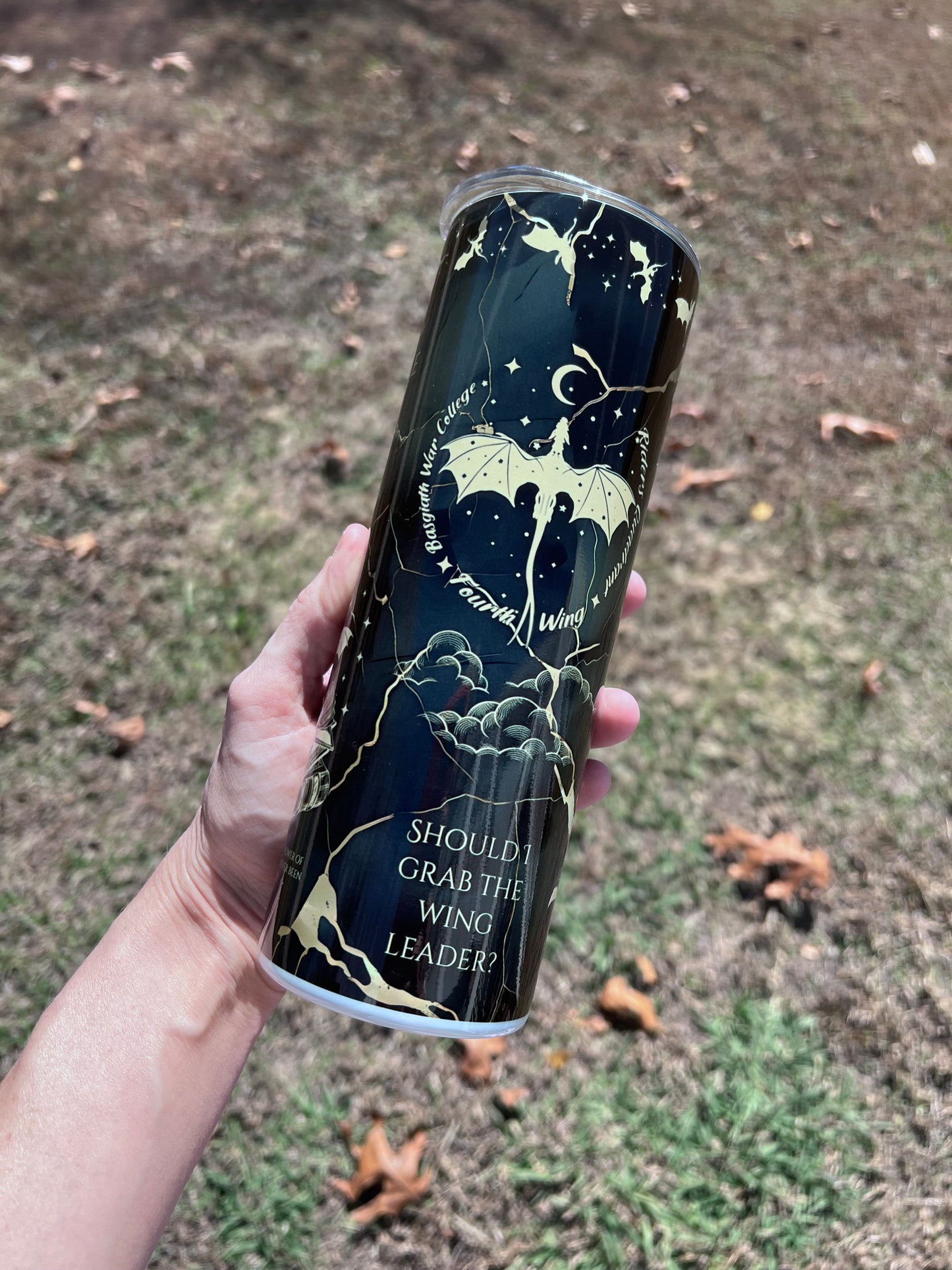 Fourth Wing "Wing Leader" 20oz Tumbler – Xaden Riorson & Violet Sorrengail Inspired Fandom Cup featuring the design artwork