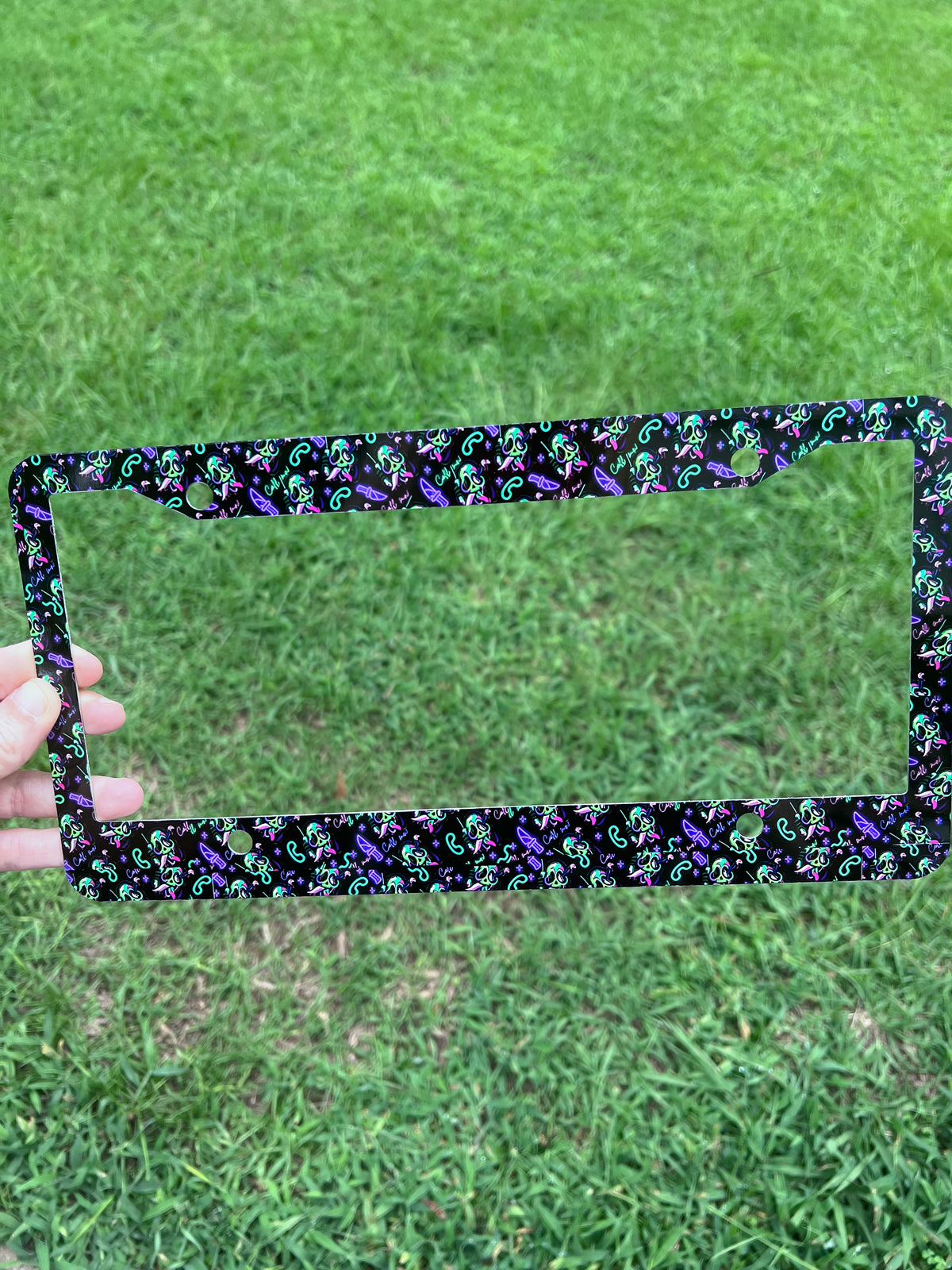 Neon Ghostface License Plate Frame – Spooky Horror Movie Car Accessory & Goth Auto Decor⁠